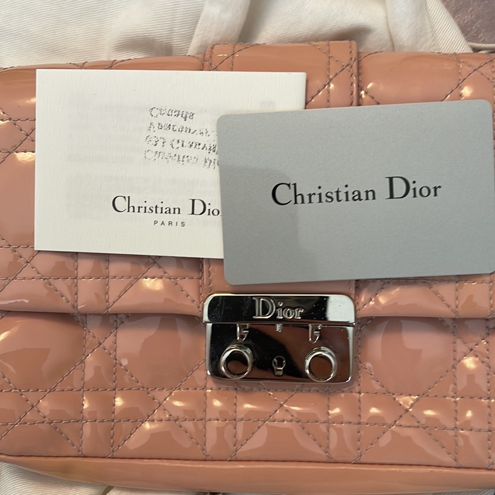 Dior Wallet on a Chain - Picture 4 of 6